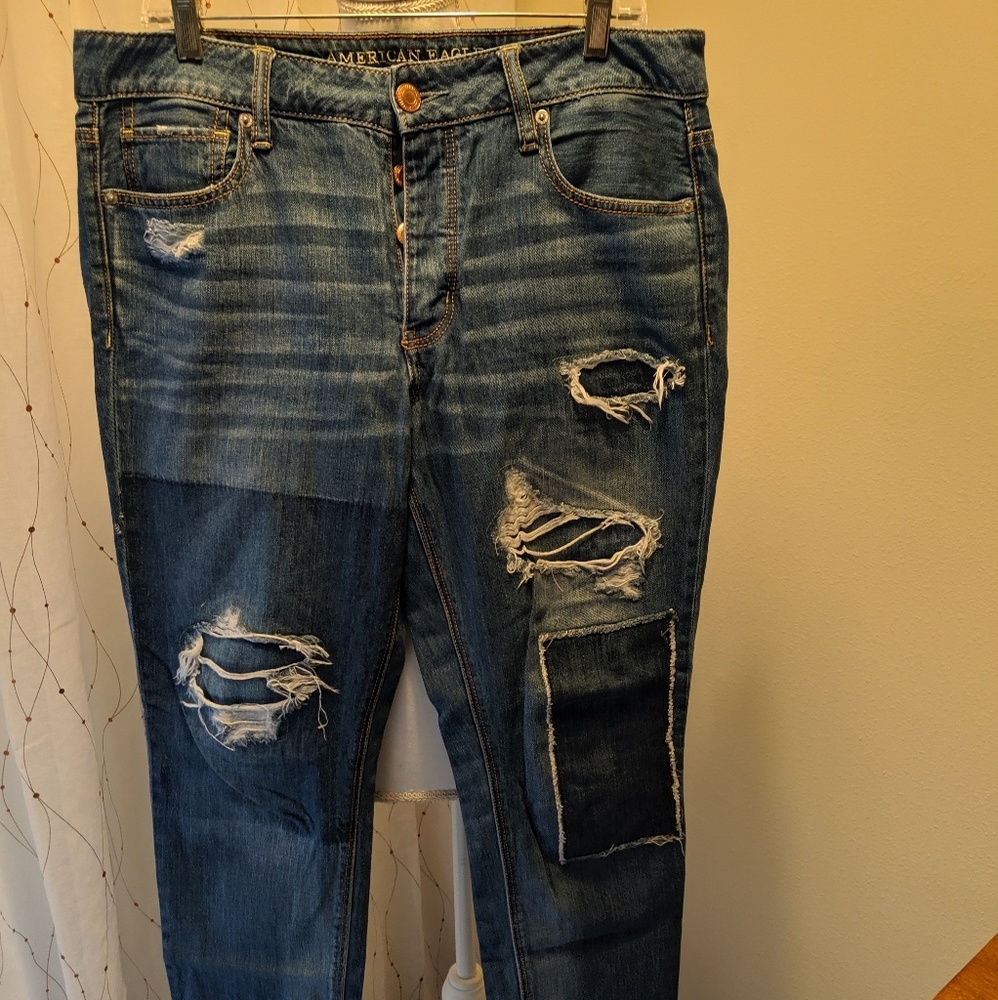 American eagle tomgirl jeans